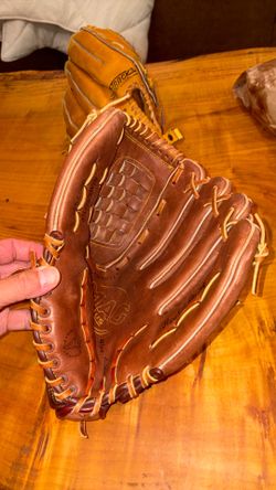 Sports collectorsitems make offer