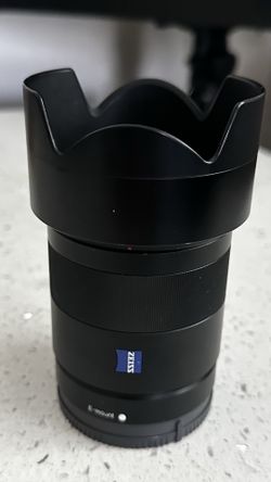 Sony ZEISS 24mm f1.8 len