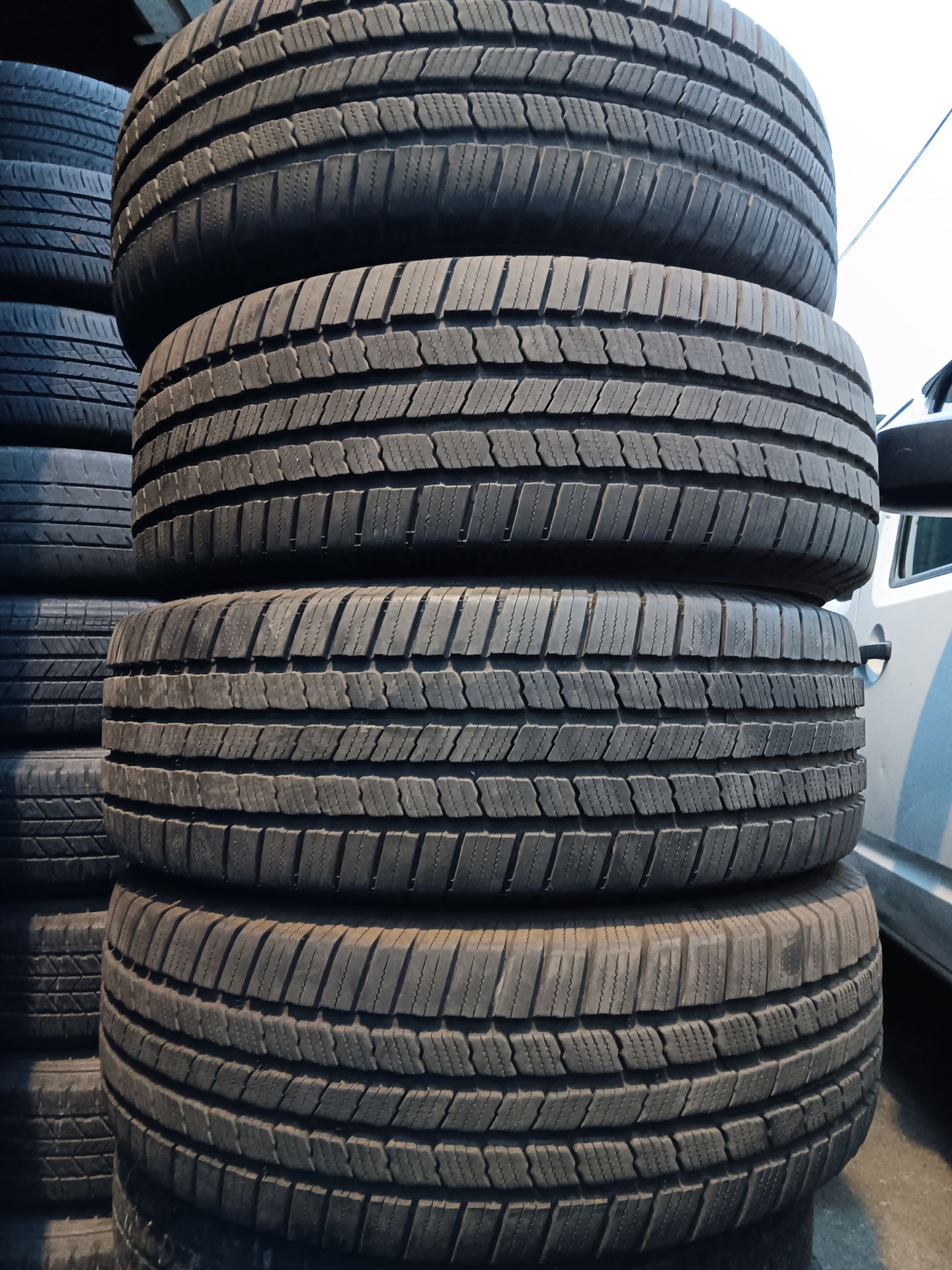 Vendo 4 Llantas Usadas 265 70 16 Michelin