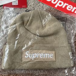 Supreme New Era Box Logo Beanie (FW23) SAND