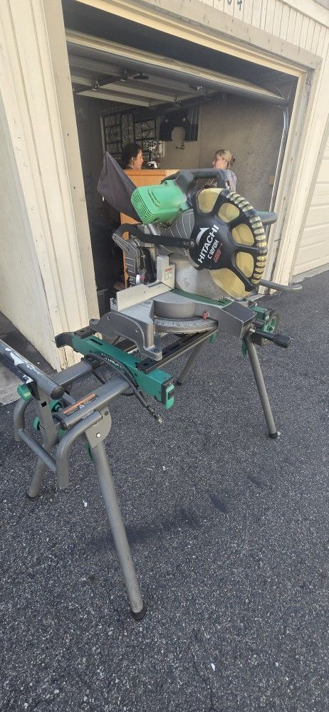 Hitachi Miter Saw