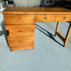Beautiful Vintage Mid Century Modern Ballman Cummings Walnut Writing Desk
