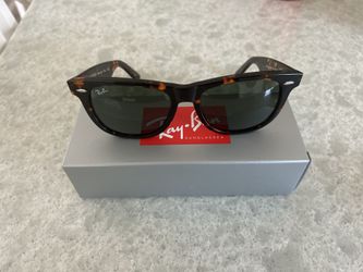 NEW RAY-BAN WAYFARER CLASSIC RB2140 WAYFARER SUNGLASSES 54MM