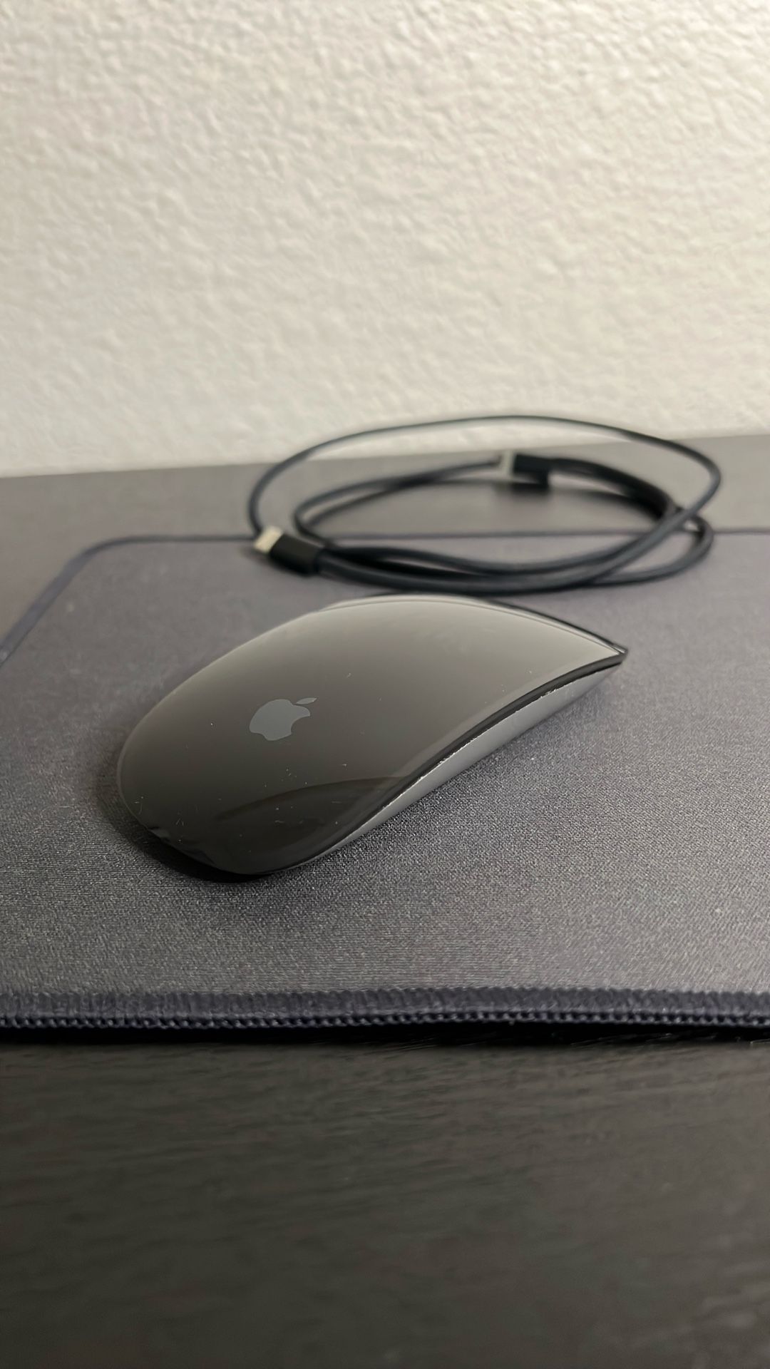 Magic Mouse (USB‑C) - Black Multi-Touch Surface (80 OBO)