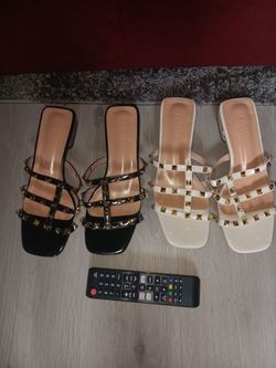 Cute sandals/small heel NEW