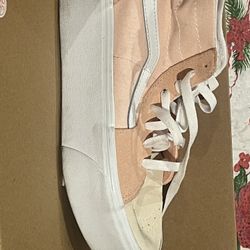Vans Girl Shoes In Mint Condition
