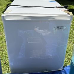 Whirlpool Mini Fridge