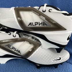 Nike Alpha Menace 4 Pro Cleats