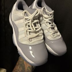Jordan 11s 