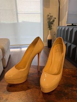 Glossy Nude Red bottoms