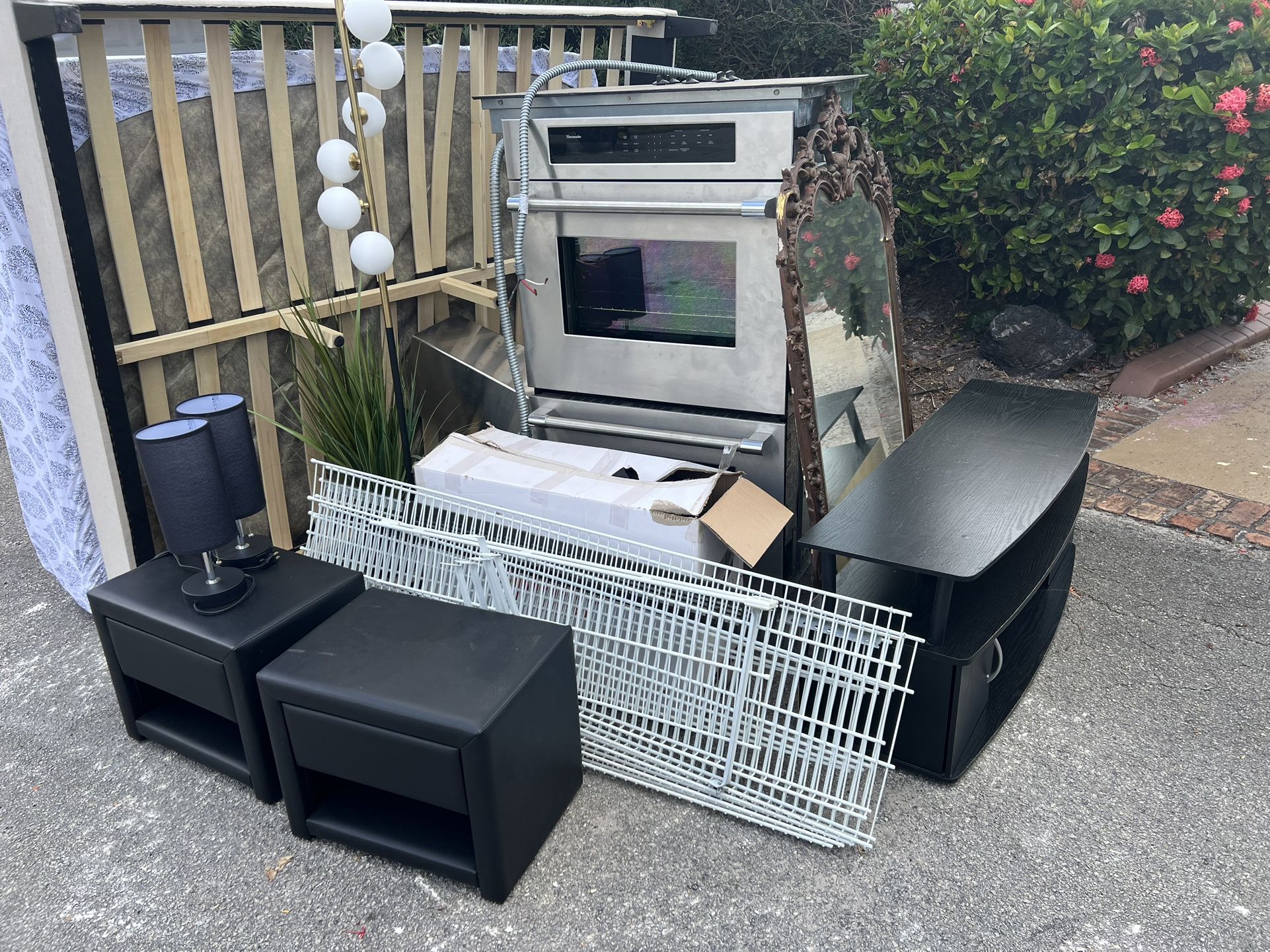 Moving Lot Of Free Stuff Ready For Pickup Today