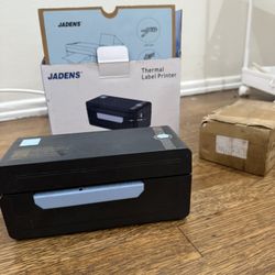 JADENS - Thermal Shipping Label Printer + 500 Labels - Black