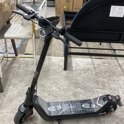 NIU KQi3 Electric Scooter only $250 at Liquid8