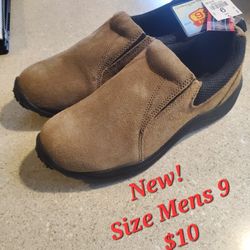 New W/Tags Mens Size 9 Leather Loafer