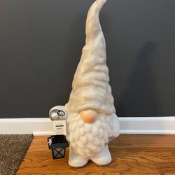 **NEW** Holiday Time 28” Gome Blow Mold 