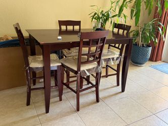 Dining table and chairs $75