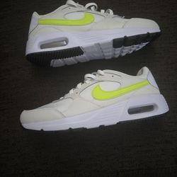 Mens Size 9 Nike Airmax 