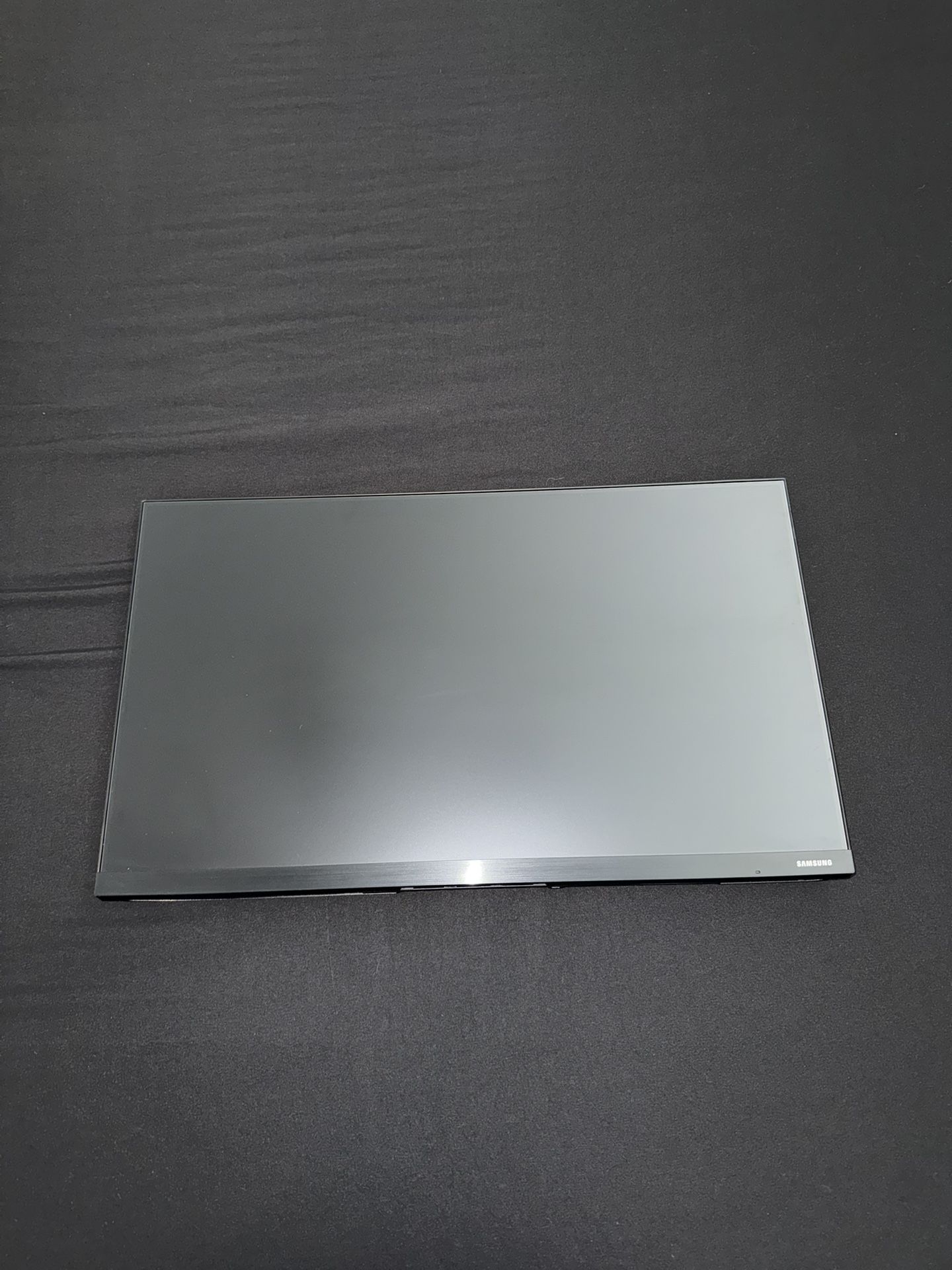 Samsung - 24" Monitor