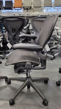 Like New Classic Aeron Chair by Herman Miller