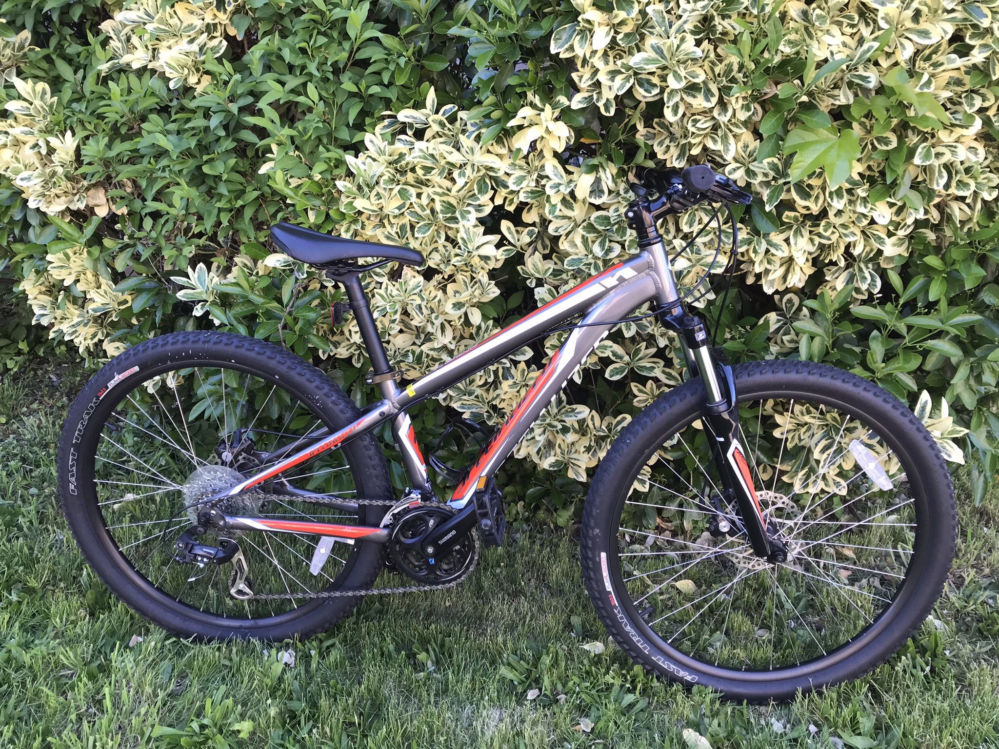 Specialized HardRock Showroom Condition