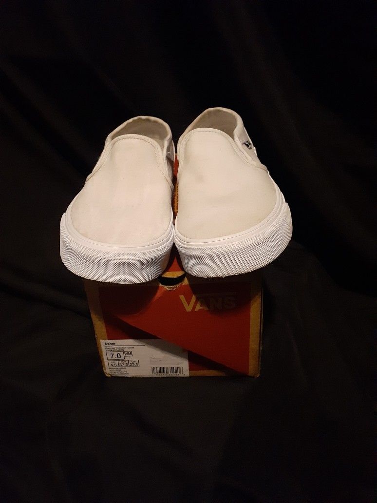 Van's Classic Slip On Pure White Size 7 Womens/ 5.5u Merns