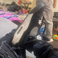 Jordan 4s 