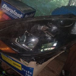 Ford Escape Headlights 