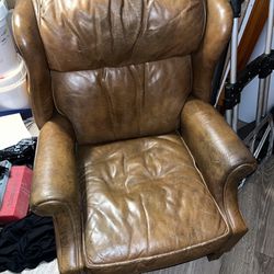 Free Leather Couch And Chair 