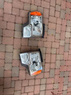 Truck Headlight Assembly Pair for 2013 ford f150