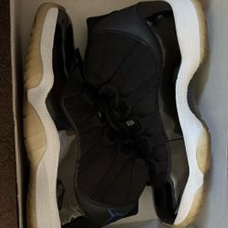 2009 Space jam jordan 11s