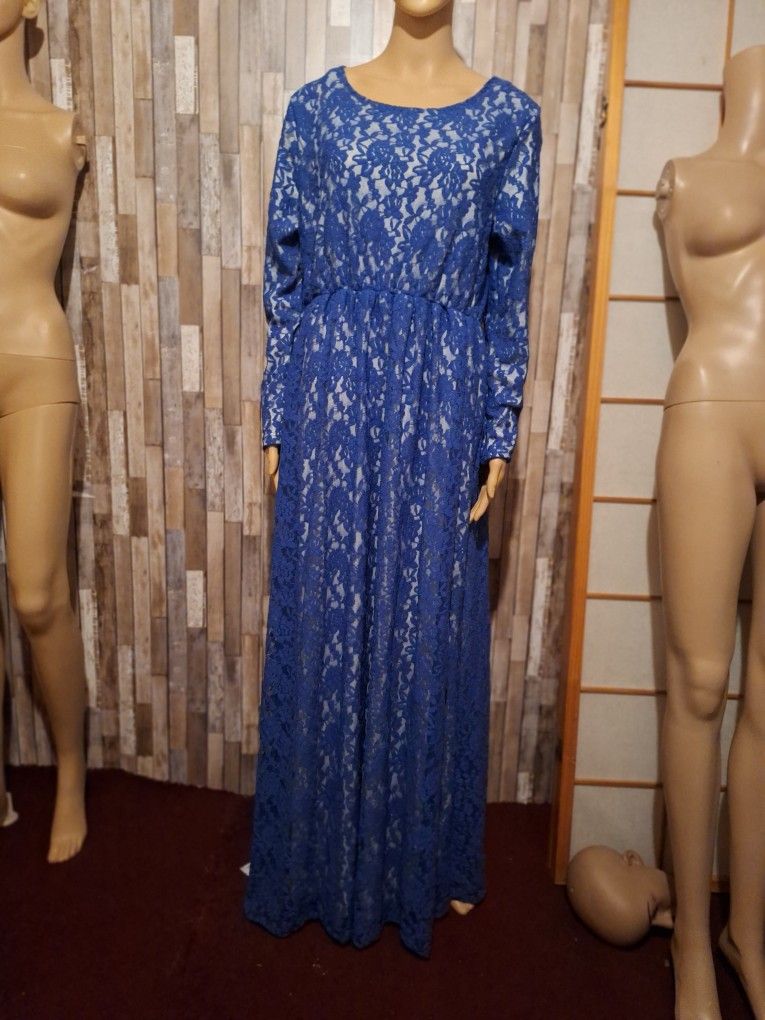 Occasions Dress  Size 14 To 16