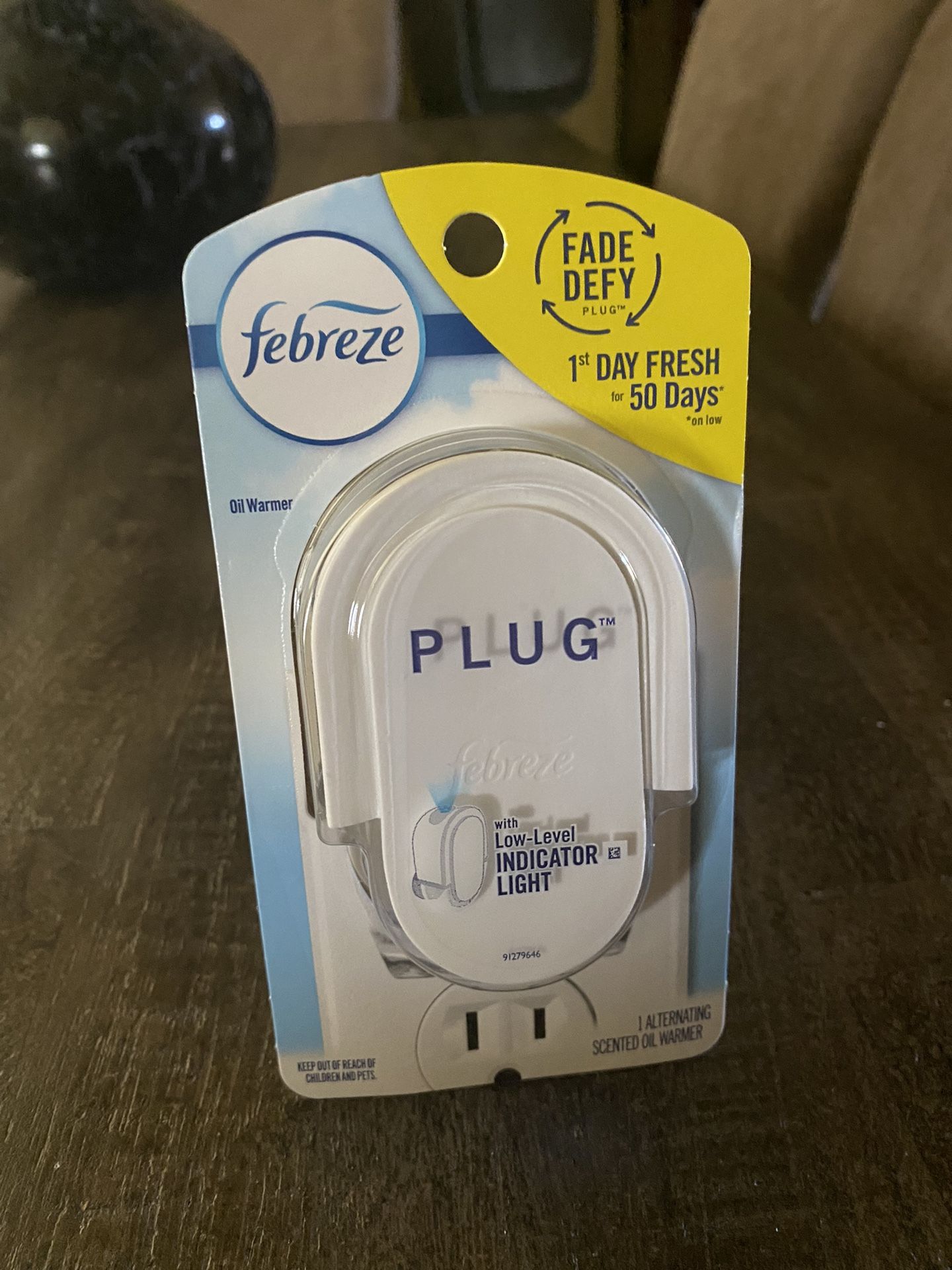 Fabreze Plug In.