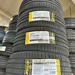 235/45/18 New Set Of Tires 