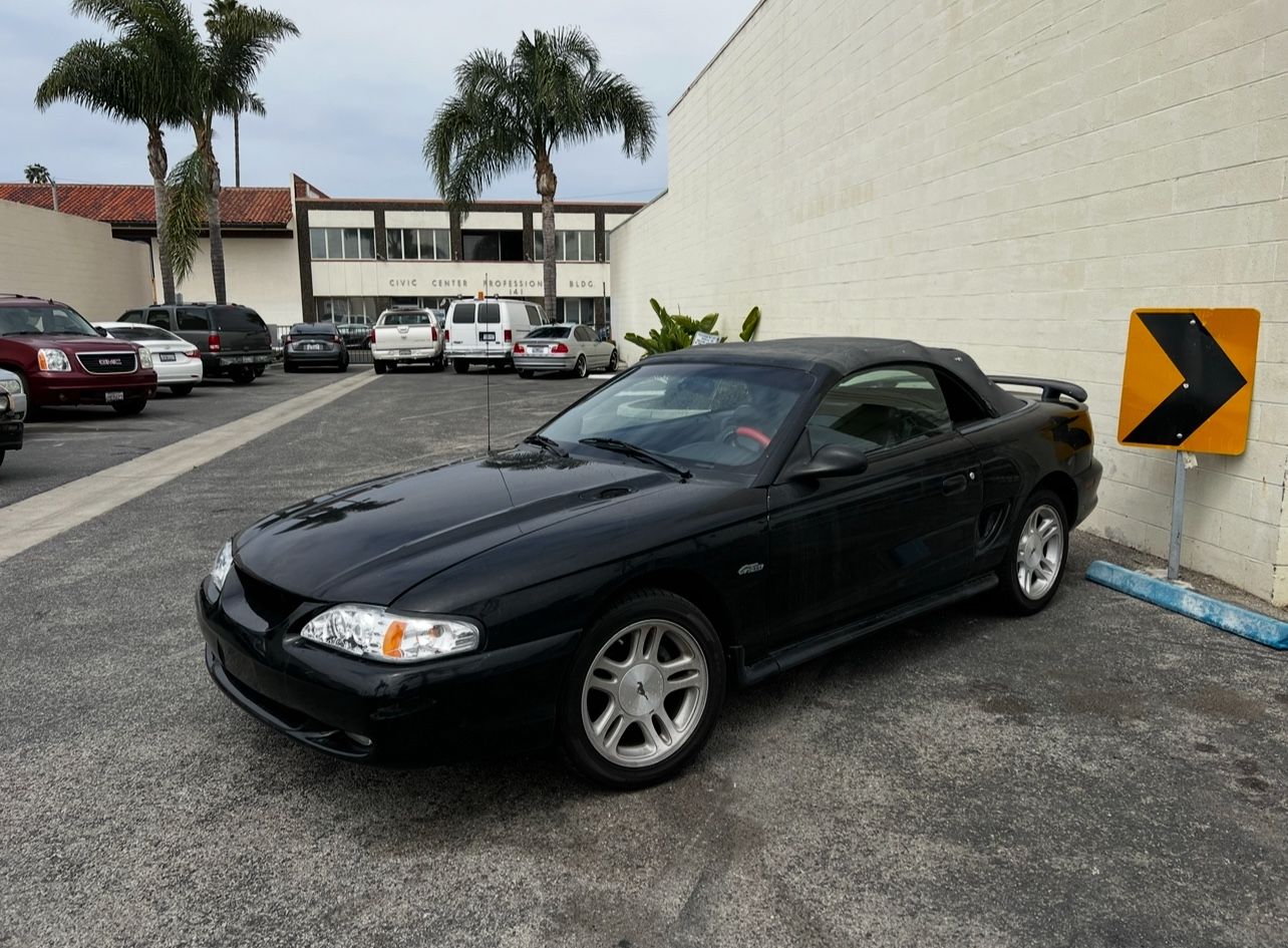 1998 Ford Mustang