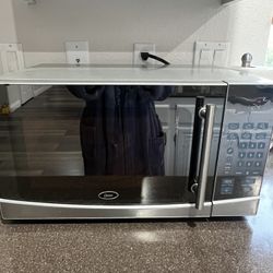 Oyster Microwave 1000 W