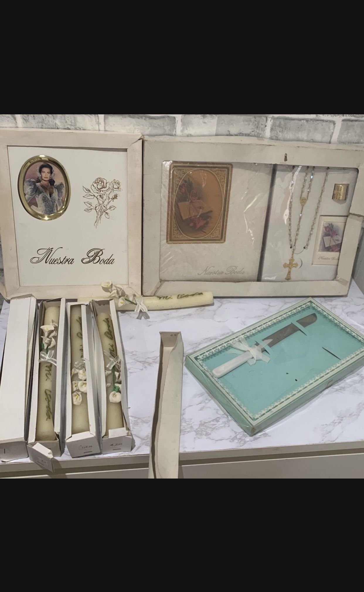 Vintage Wedding Sign Guest Books And Candles And Knife 🔪. Spanish Nuestra Boda Libros De Firmas, Velas 🕯 Ask For Individual Price Or Everything $35