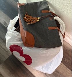 Freeeeee Gray Felt and Tan Leather Tote Bag and Ladies mixed Clothes
