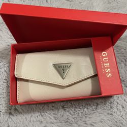 GUESS wallet