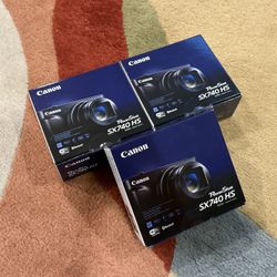Canon PowerShot SX740 HS Digital Video Camera Brand New