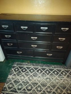 Dresser