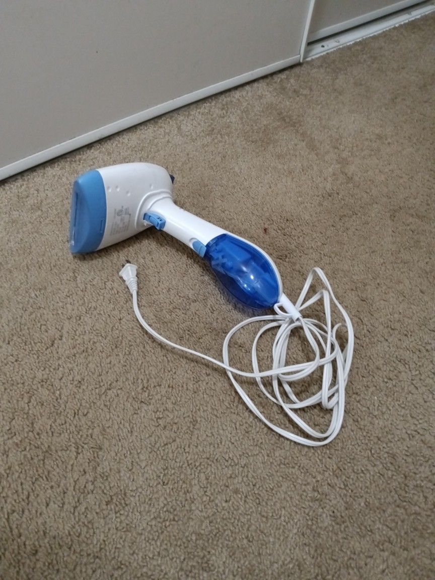 Conair Clothes Steamer -New