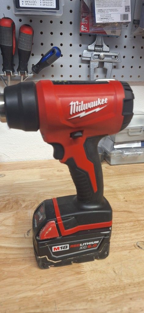 Heat Gun And 5.0 Xc Milwaukee 