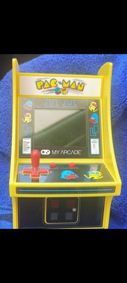 My Arcade PAC-MAN Micro Player (6.75-Inch Mini Arcade Cabinet