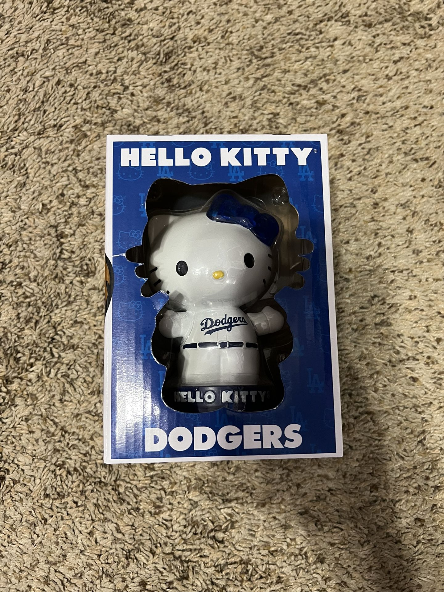 hello kitty dodgers bobblehead 