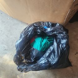 2 bags of womens clothes