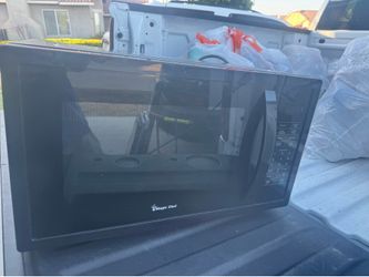 Microwave excelet condition $35 Fontana pickup only