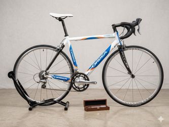 ORBEA ZEUS LIGHTWEIGHT ROAD BIKE