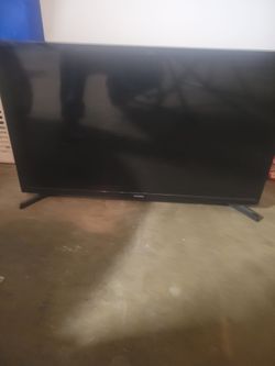 32 in. Samsung TV- not smart tv