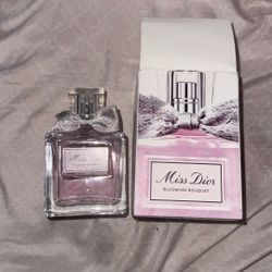 Miss Dior Woman Perfume 