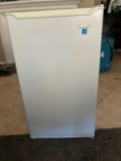 Compact Refrigerator